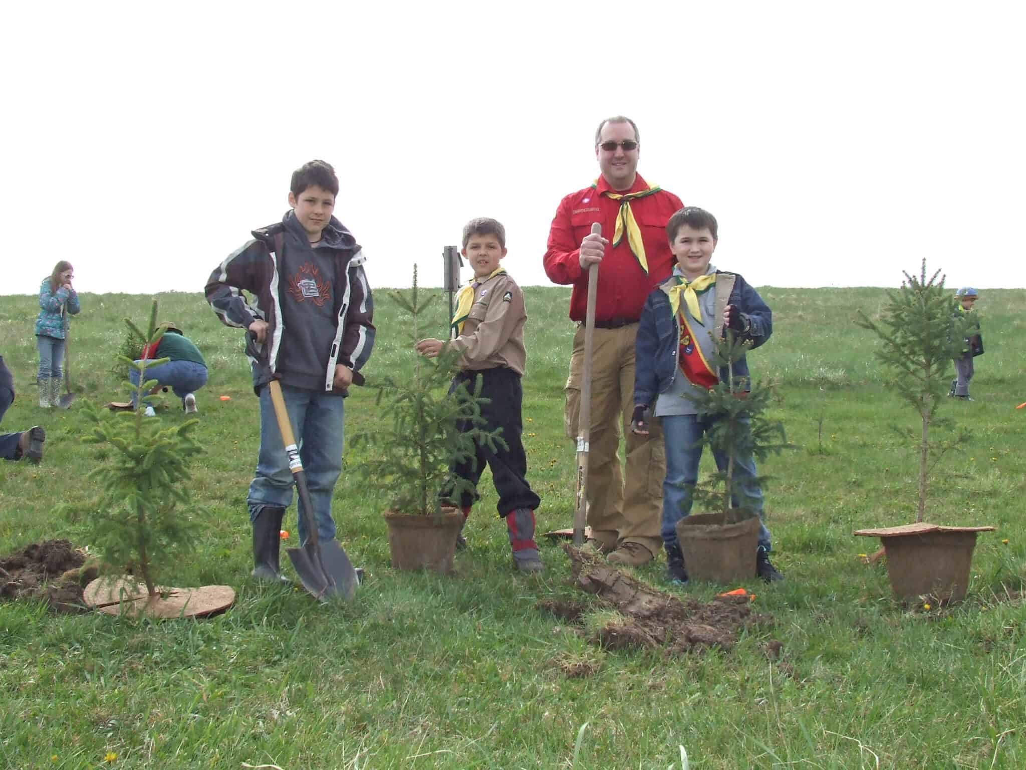 Tree Planting Camp Join us Tree Planting at Camp Samac - Camp Samac – Scouts Canada